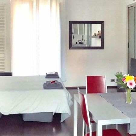 Cozy Studio Apartment - Borgo Campidoglio Turin Bagian luar foto