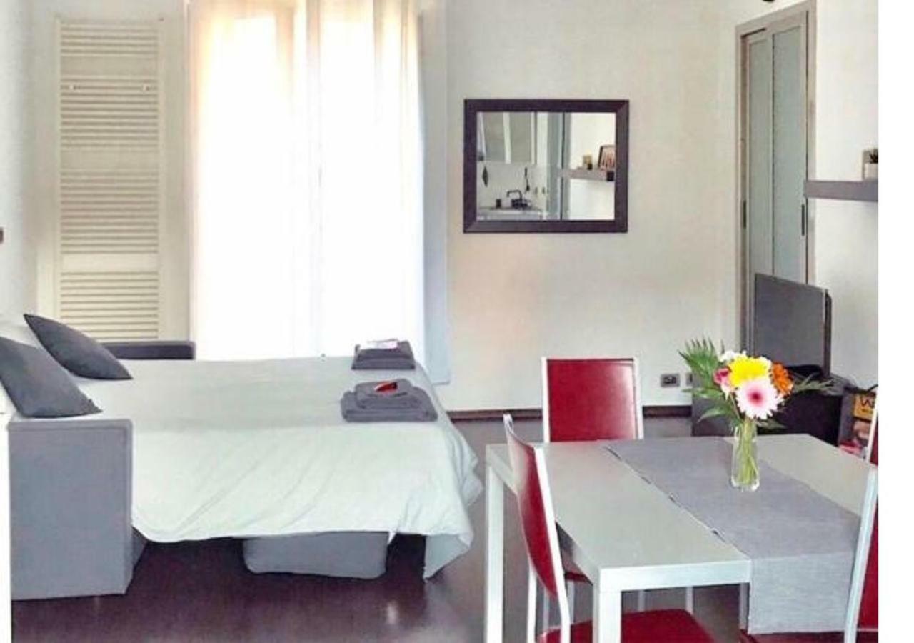 Cozy Studio Apartment - Borgo Campidoglio Turin Bagian luar foto